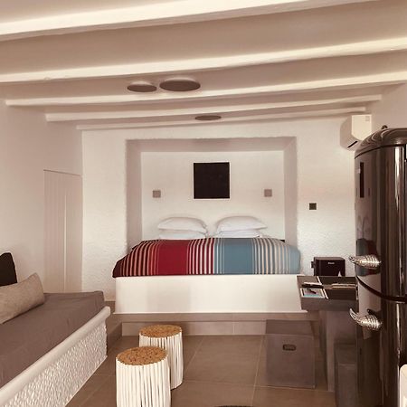 Peter'S Sea And Sαnd Residence Adamantas  Exterior photo